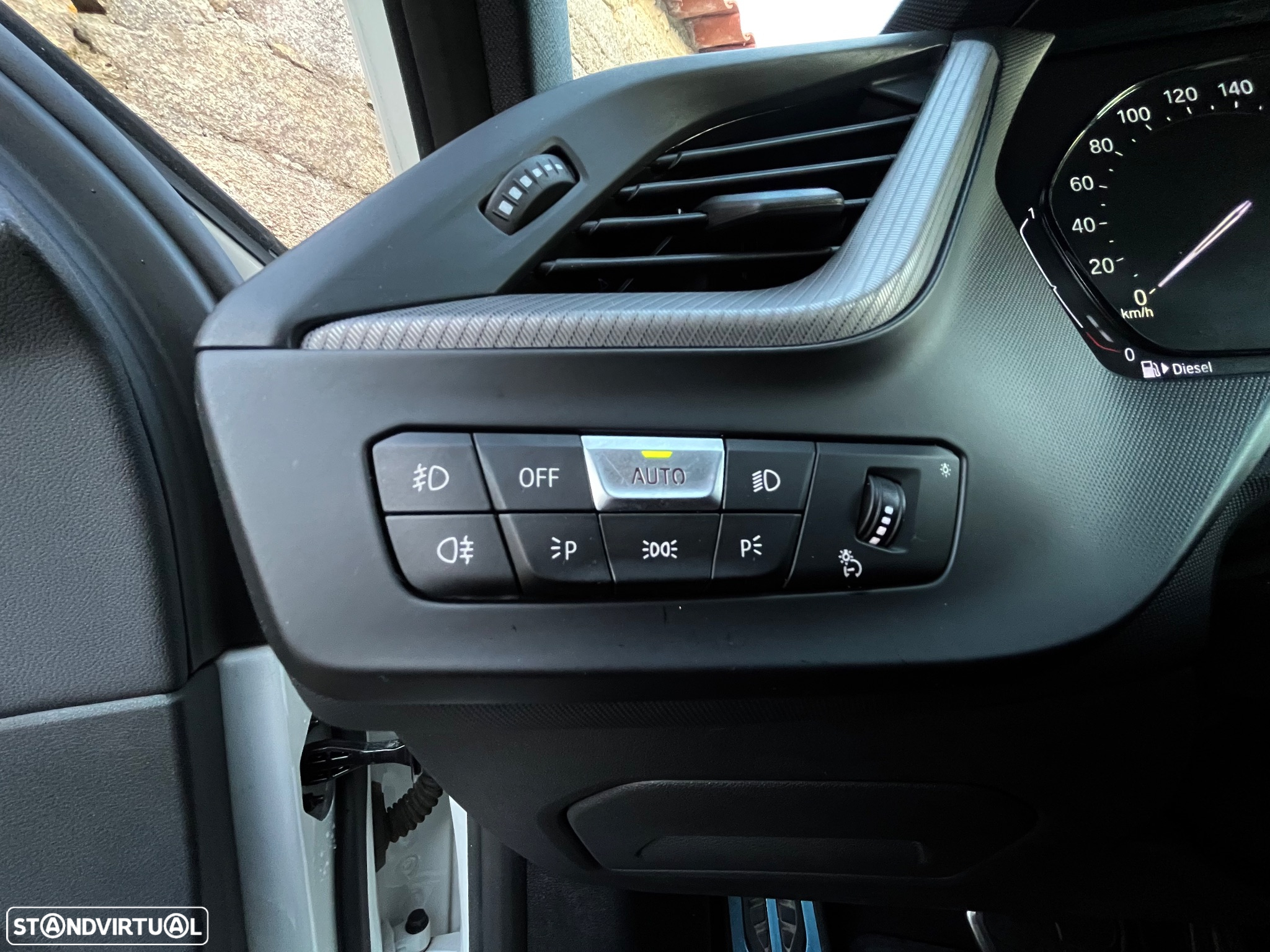 BMW 116 d Pack M Shadow Auto - 29