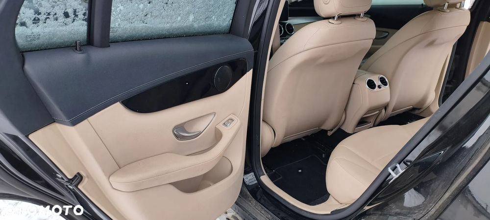 Mercedes-Benz GLC 220 d 4Matic 9G-TRONIC Exclusive - 9