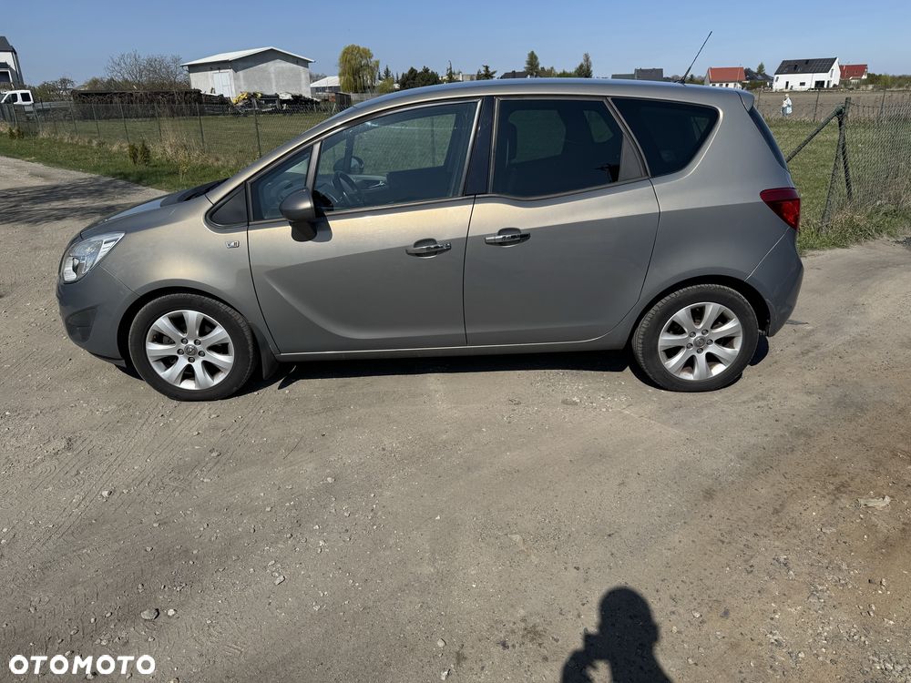 Opel Meriva - 4