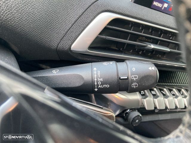 Peugeot 3008 1.5 BlueHDi Active - 15
