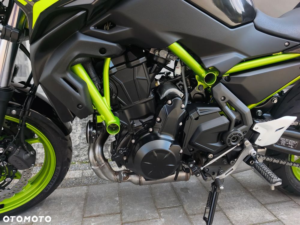 Kawasaki Z 650 - 25