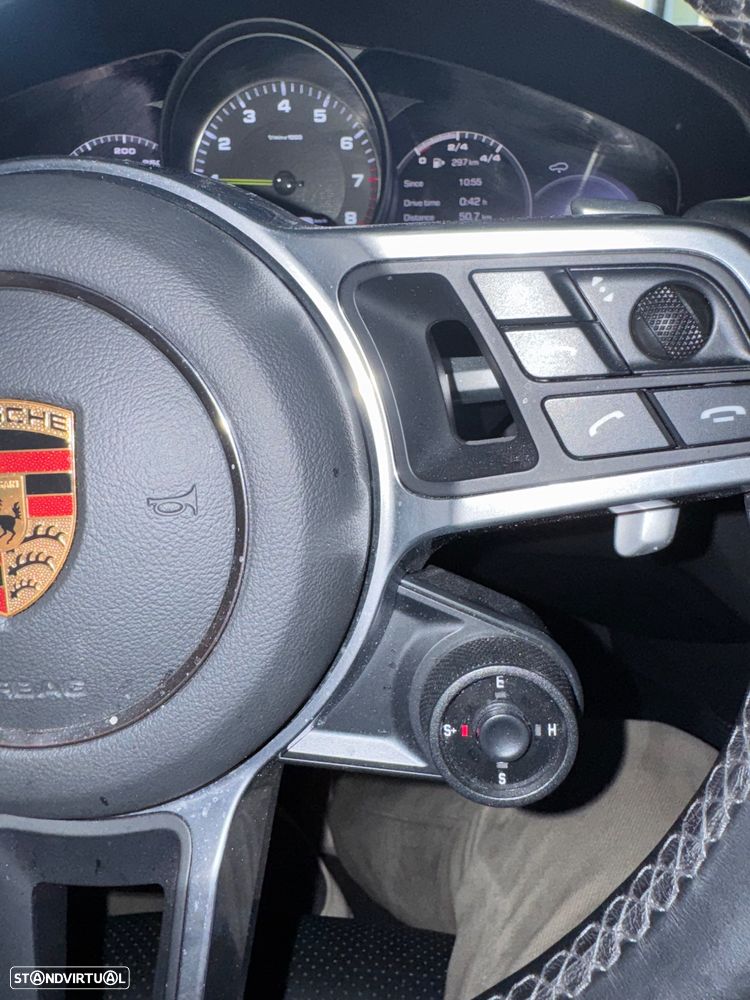 Porsche Cayenne S E-Hybrid - 7