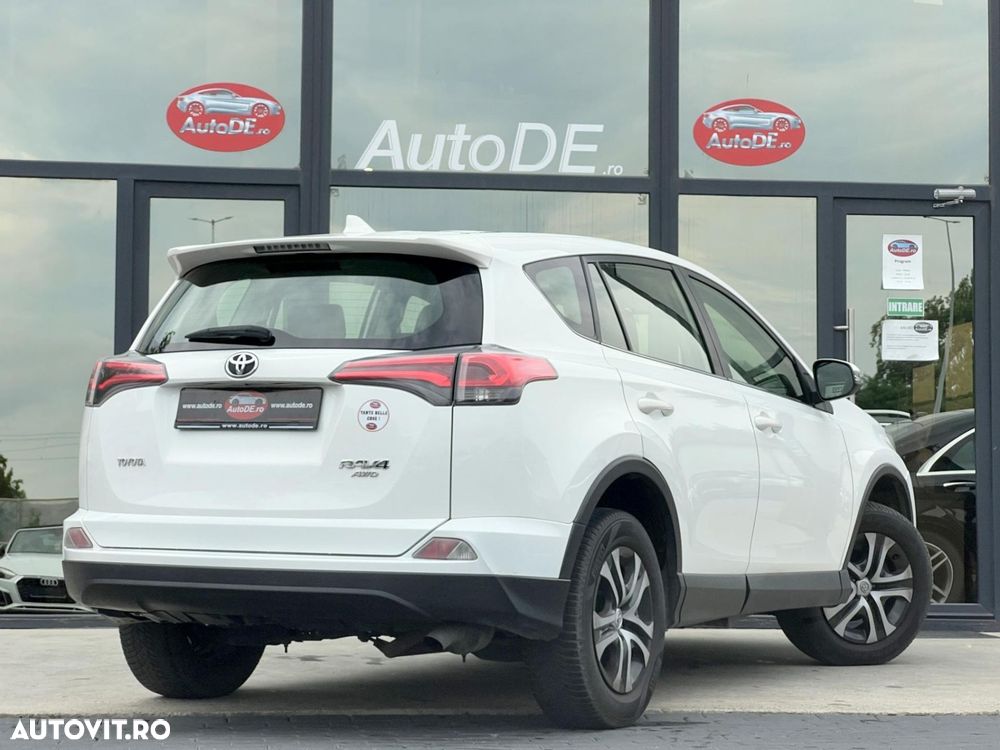Toyota RAV4 - 5