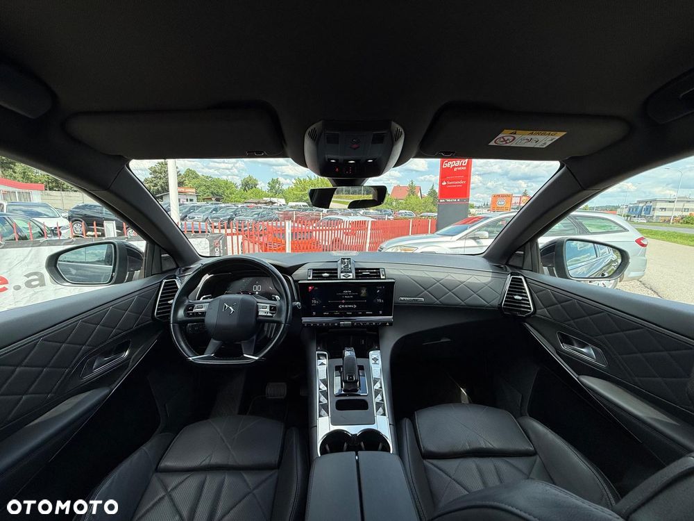 DS Automobiles DS 7 Crossback - 11