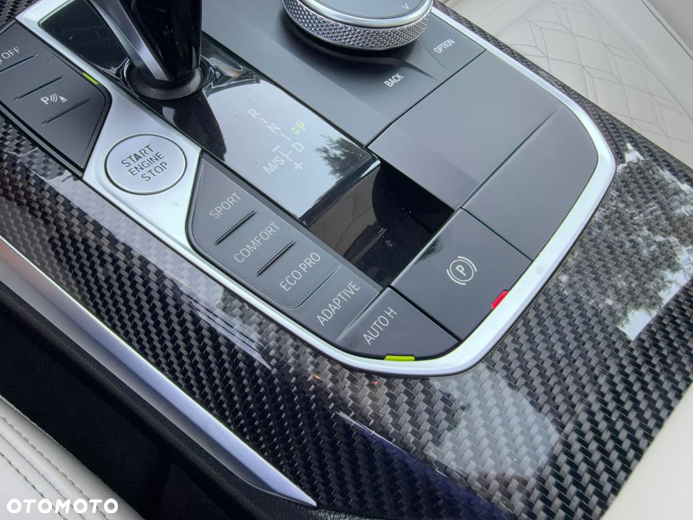 BMW Seria 3 M340d xDrive - 32