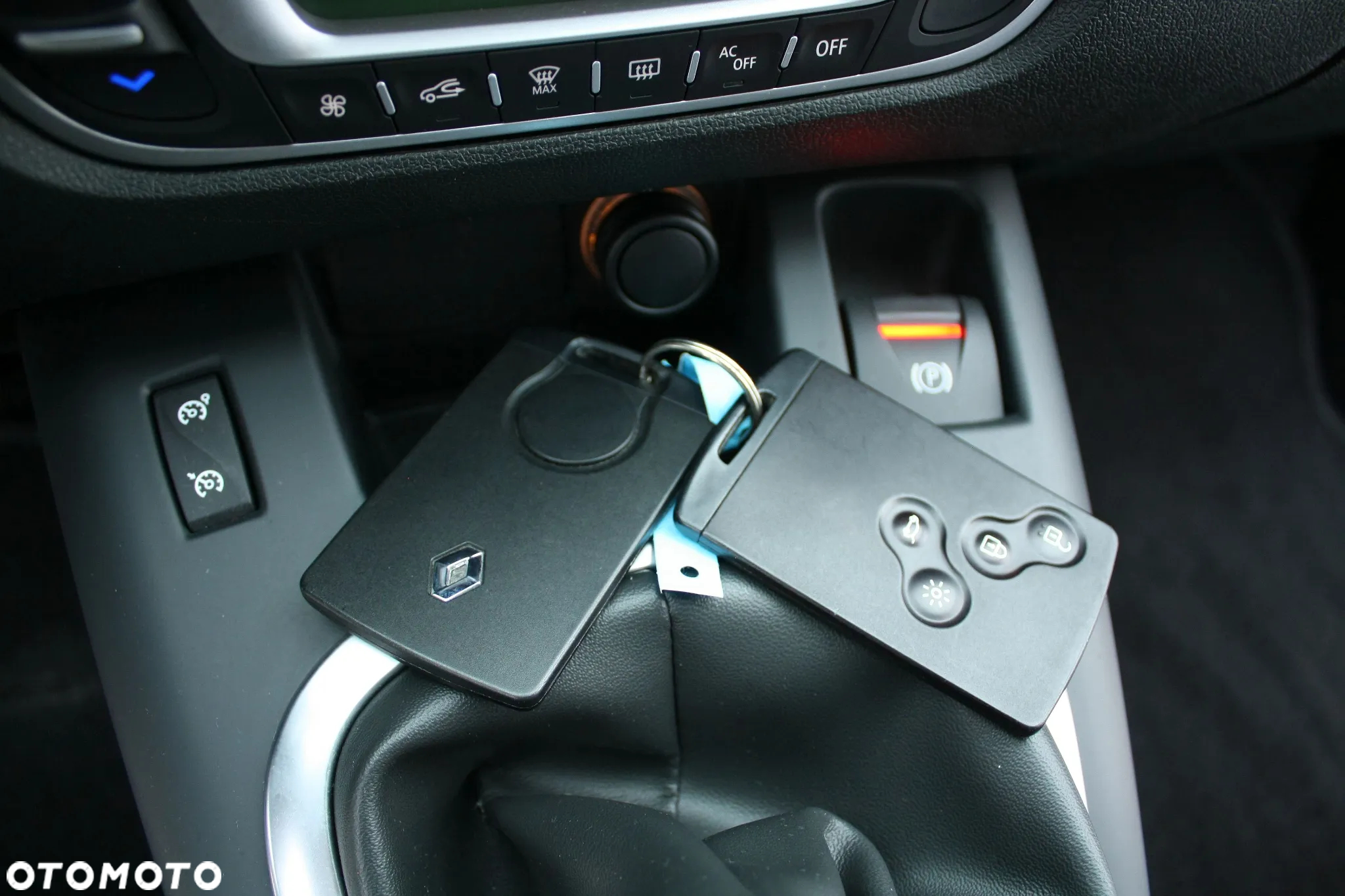 Renault Scenic ENERGY dCi 130 S&S Bose Edition - 33