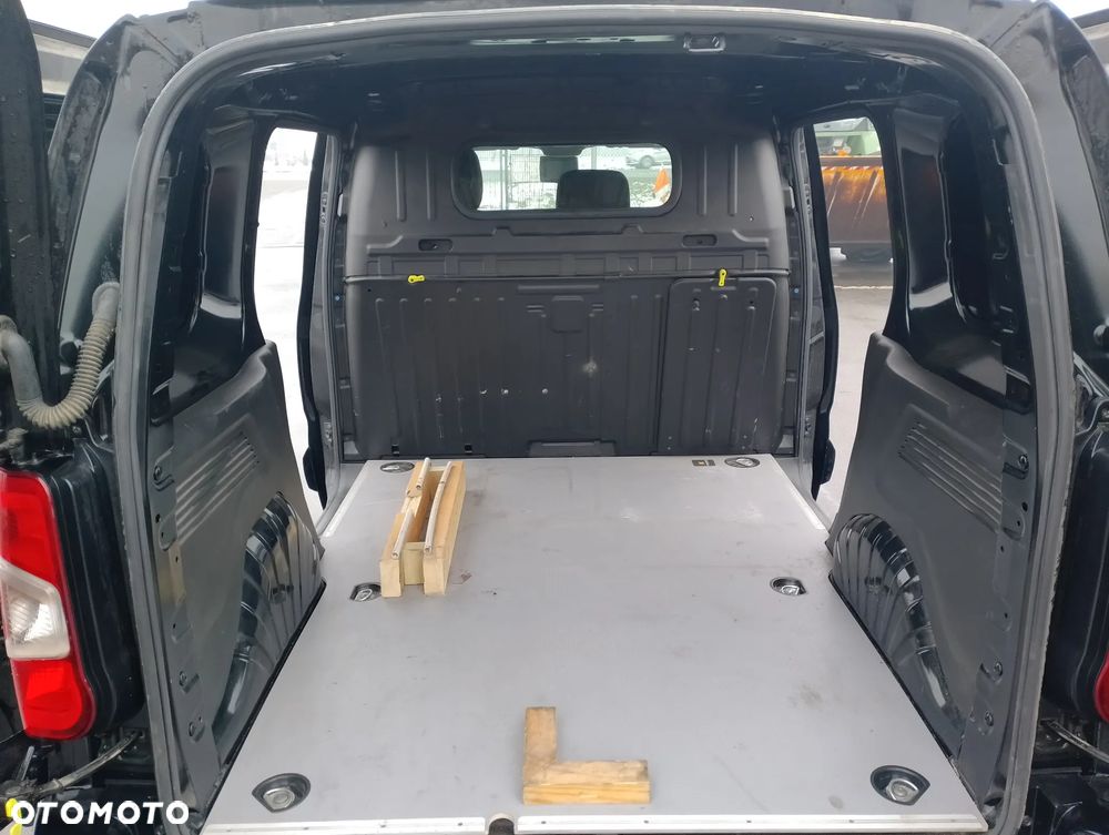 Peugeot Partner - 16