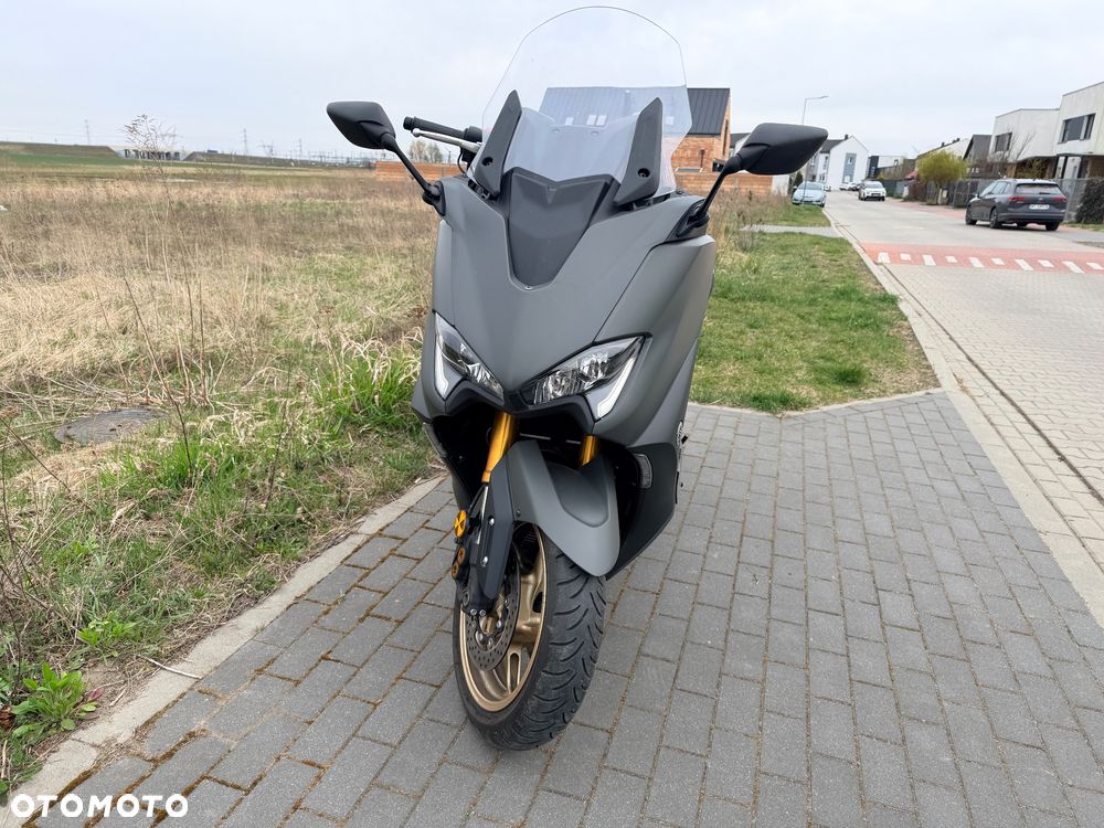 Yamaha Tmax - 8