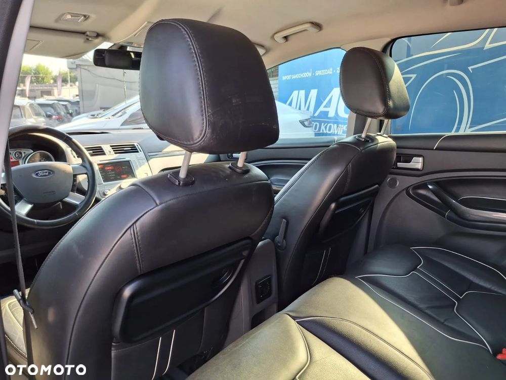 Ford Kuga 2.0 TDCi Individual MPS6 - 14