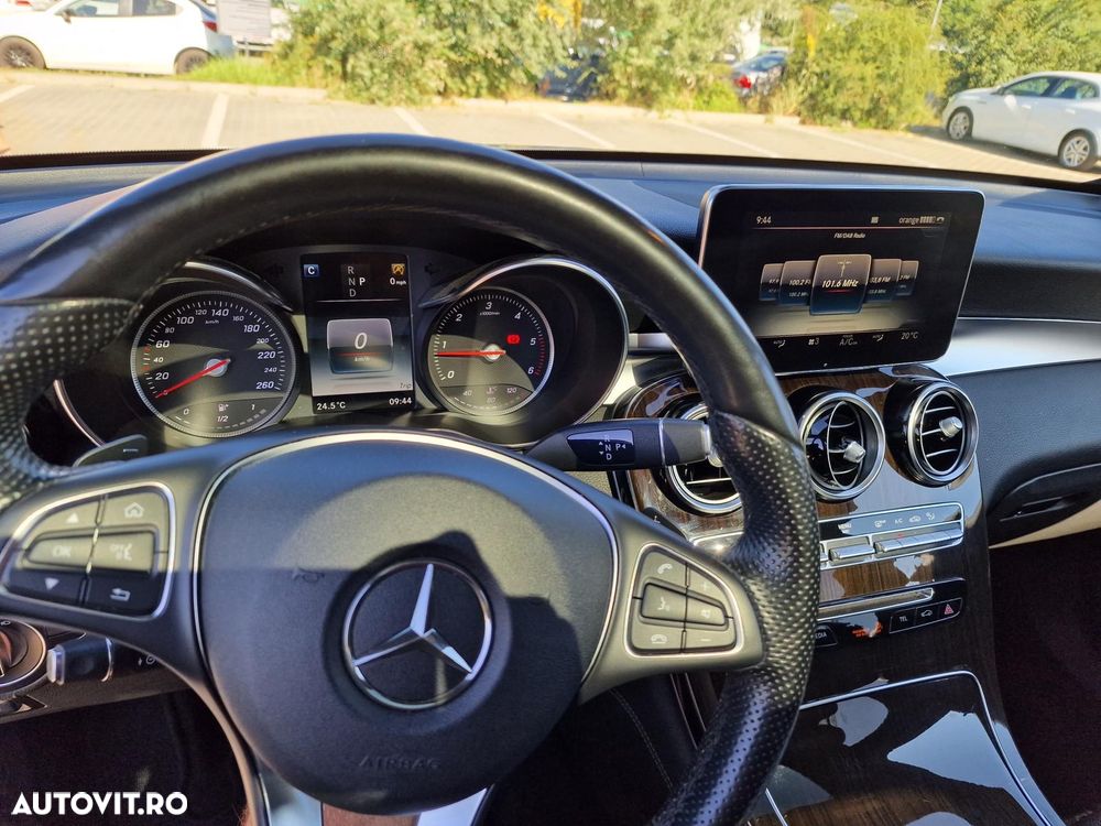 Mercedes-Benz GLC - 11