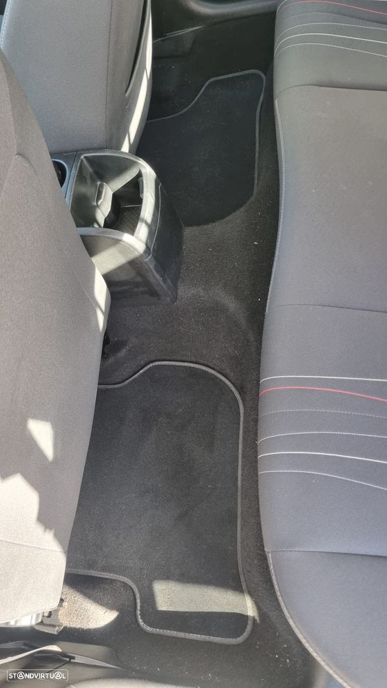 SEAT Leon 1.6 TDI DPF Ecomotive Style Copa - 11