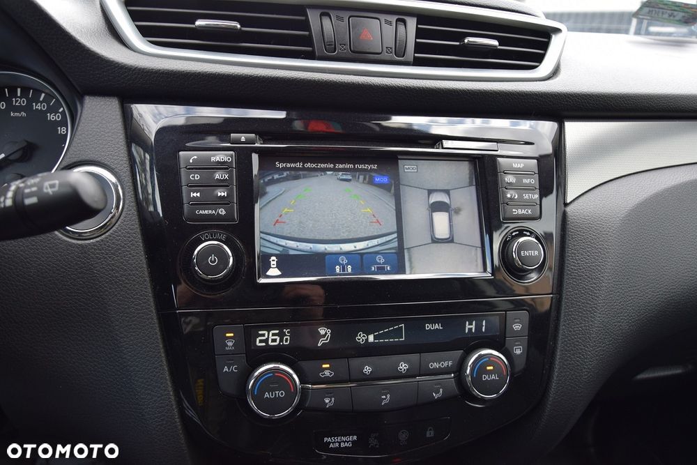 Nissan Qashqai 1.6 DIG-T Tekna - 9