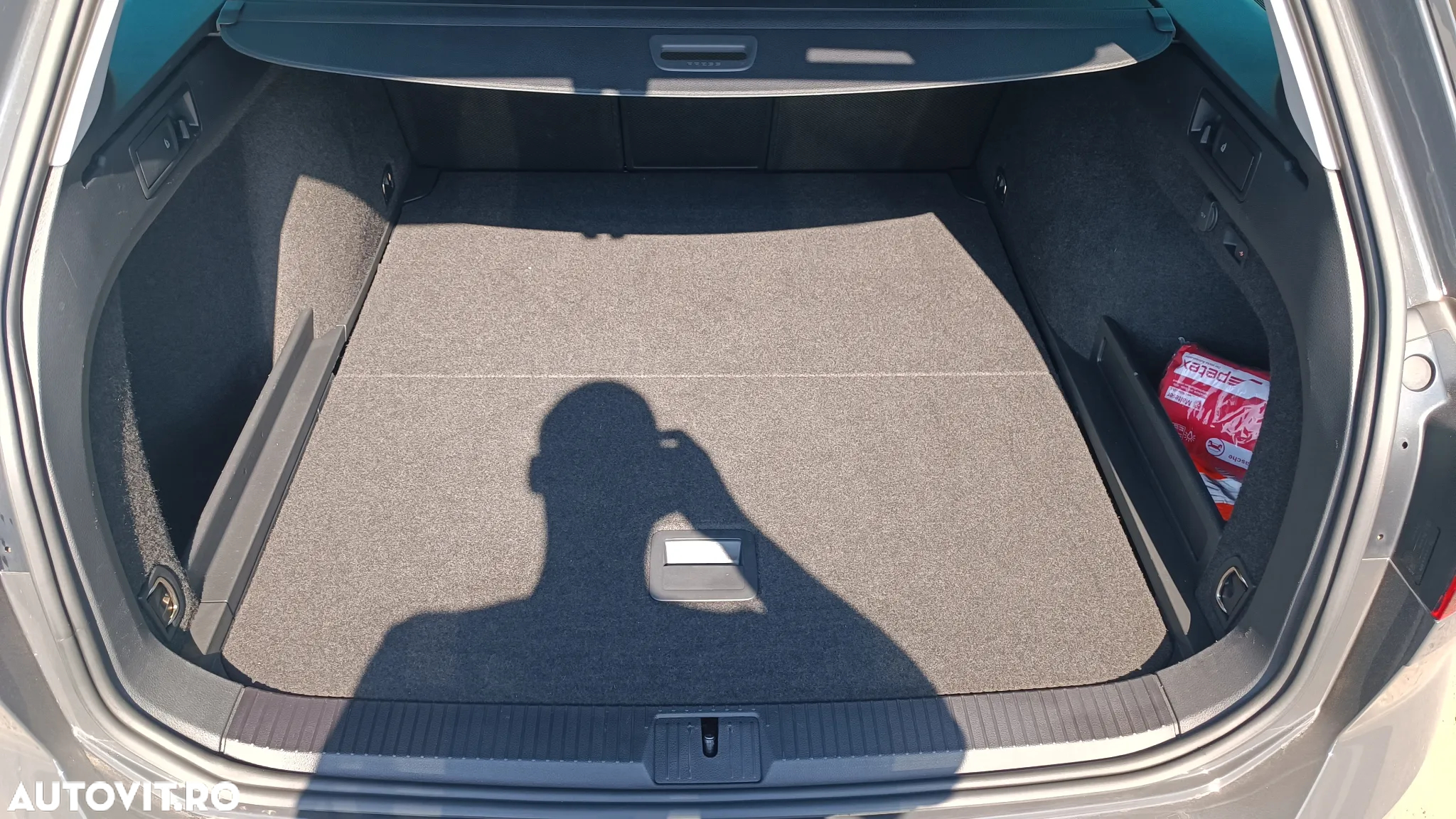 Volkswagen Passat Variant 2.0 TDI DSG Business - 36