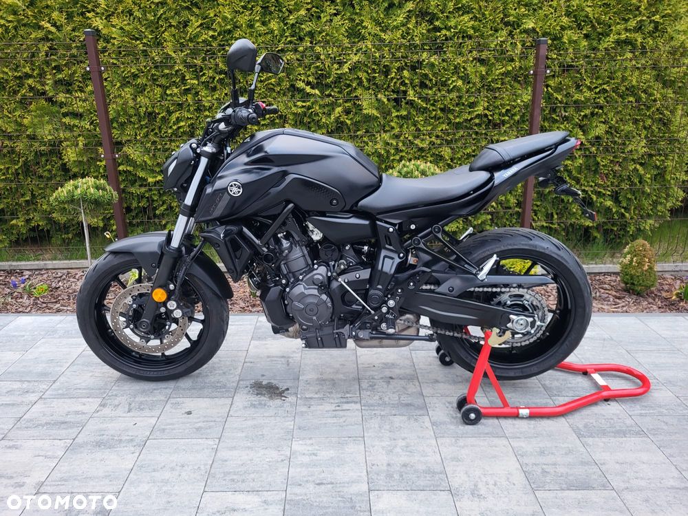 Yamaha MT - 9