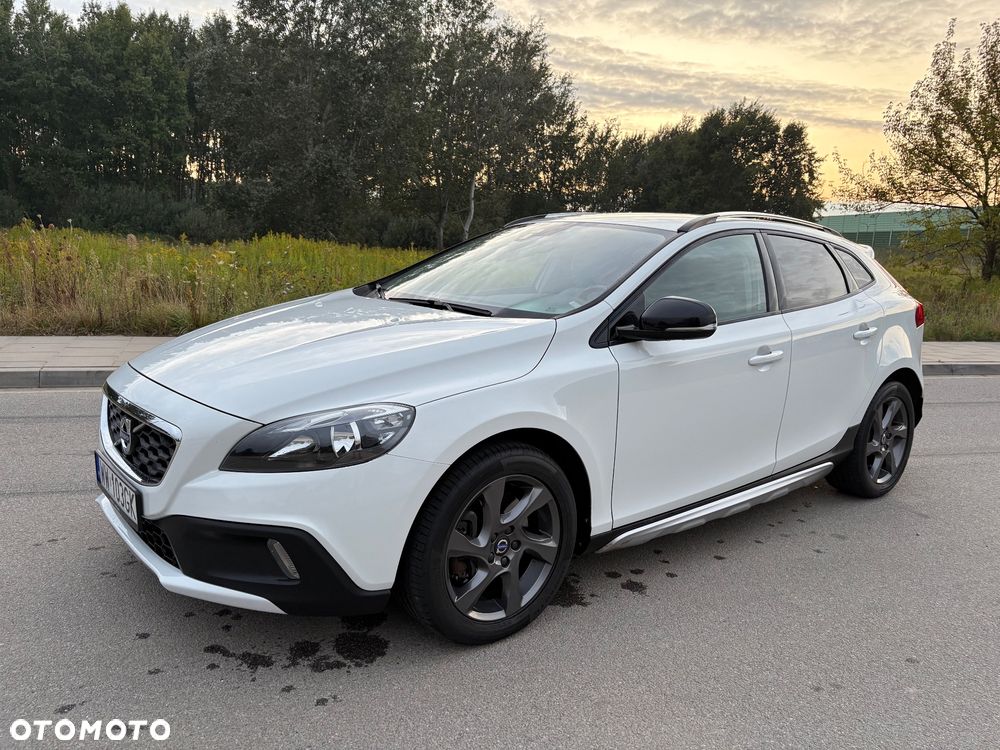 Volvo V40 Cross Country T4 AWD Drive-E Momentum - 11