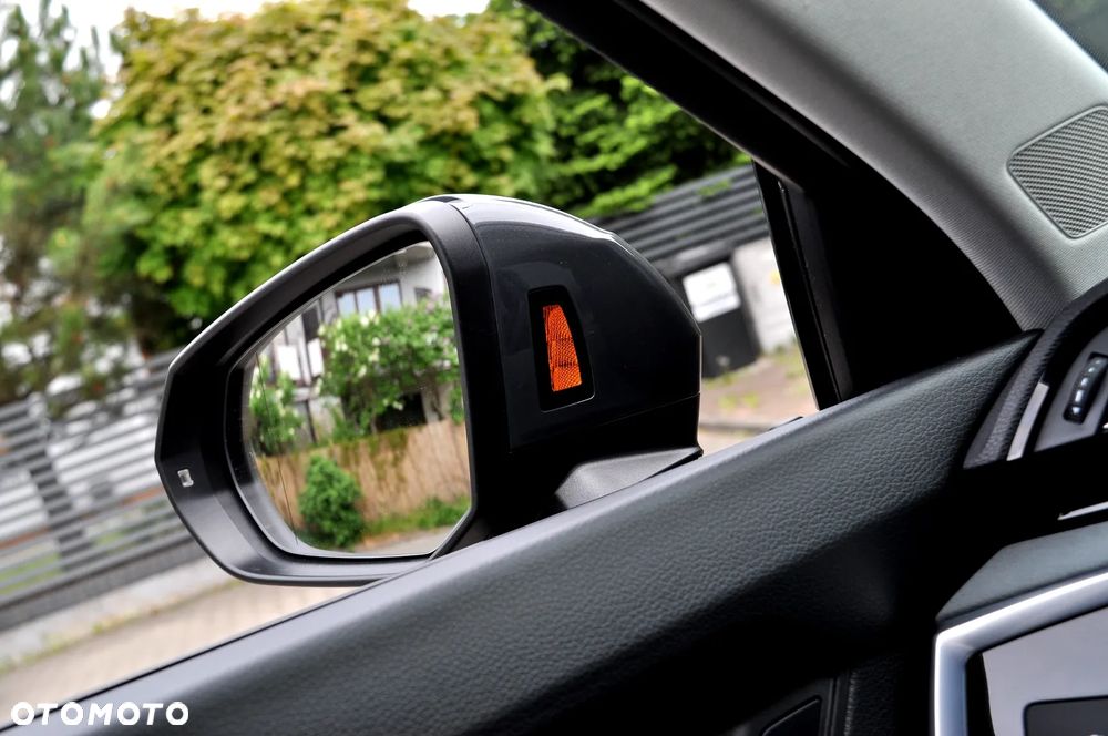 Audi Q3 Sportback 35 TDI quattro S tronic S line - 31