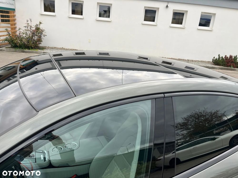 Porsche Panamera 4 Platinum Edition - 9