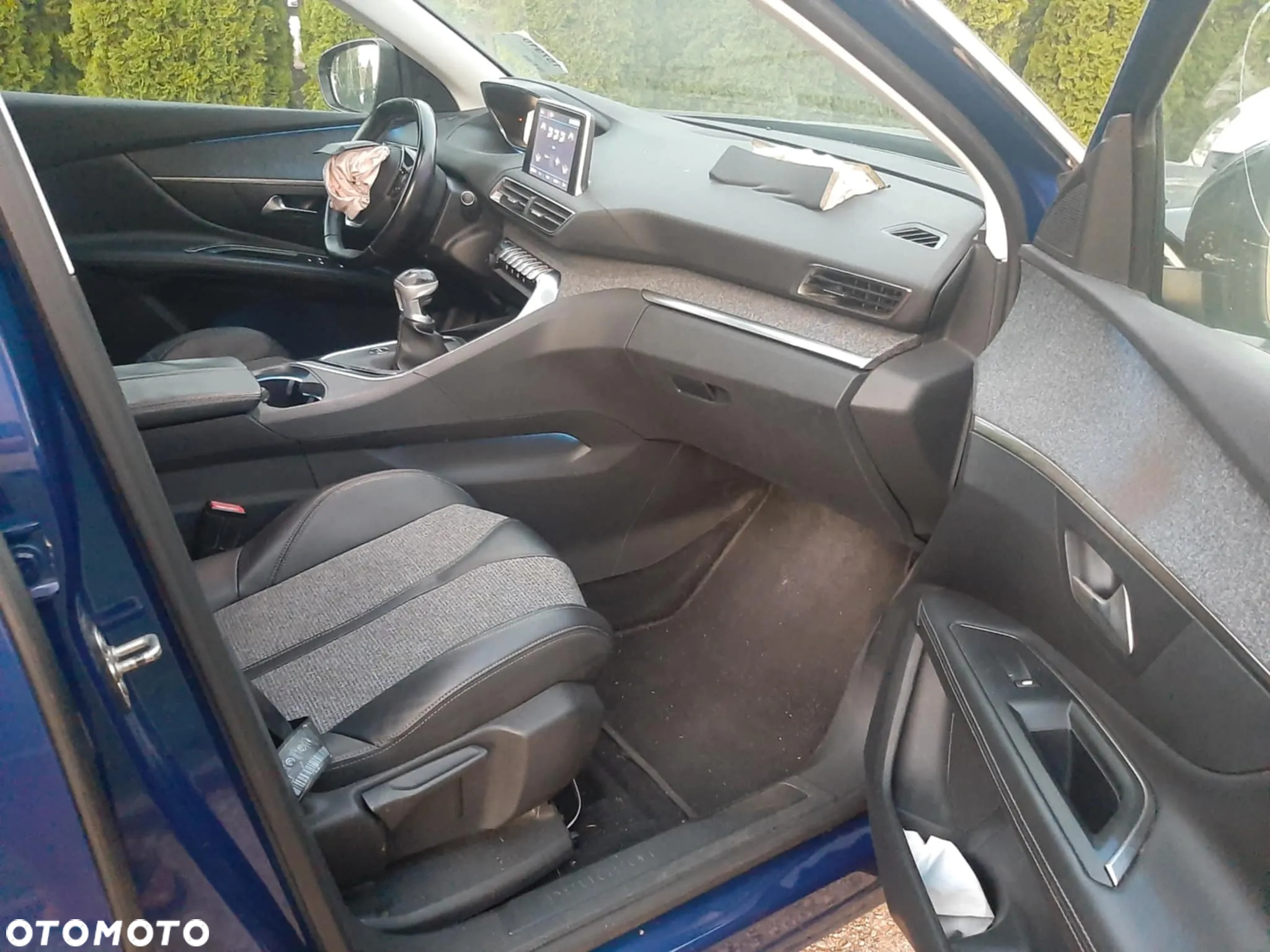 Peugeot 3008 1.2 PureTech Allure S&S - 16