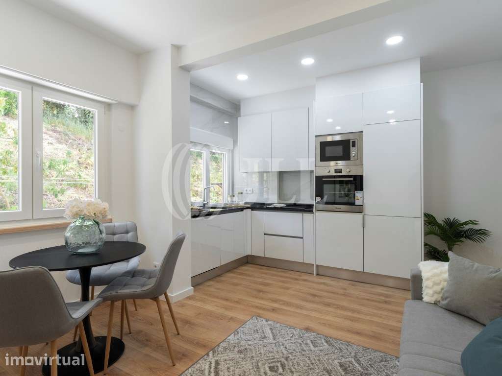 Apartamento T2 remodelado e equipado, em Benfica, Lisboa - Grande imagem: 5/22