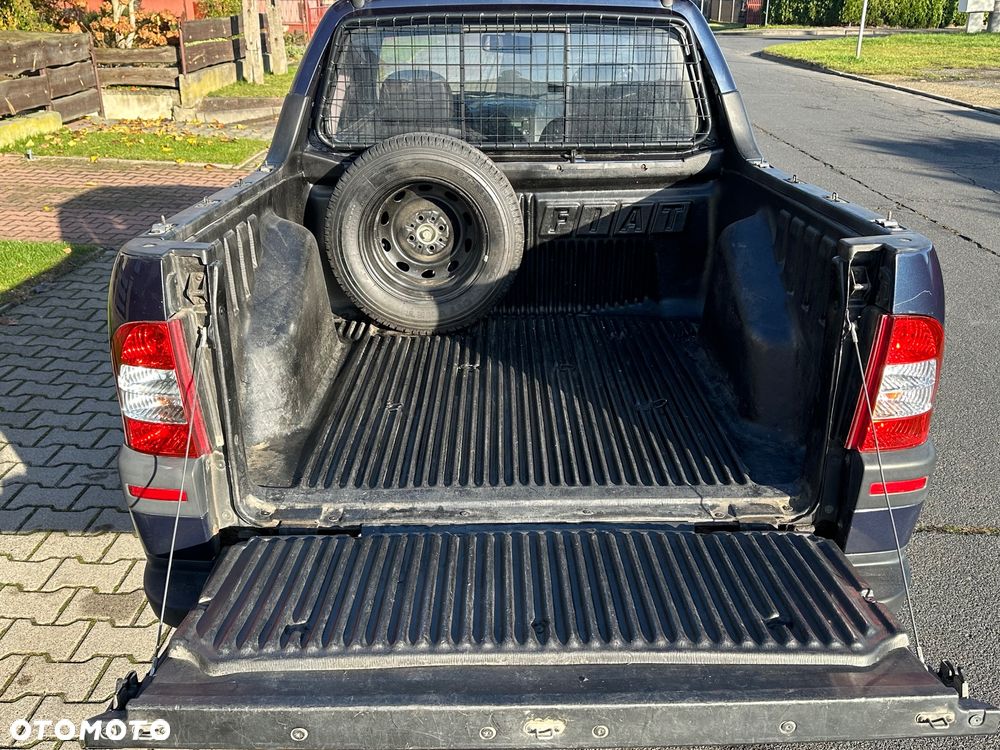 Fiat Strada 1.3 Adventure - 21