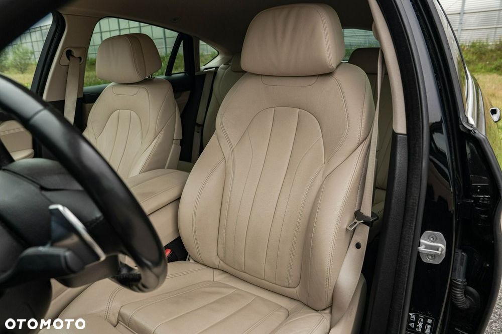 BMW X6 - 22