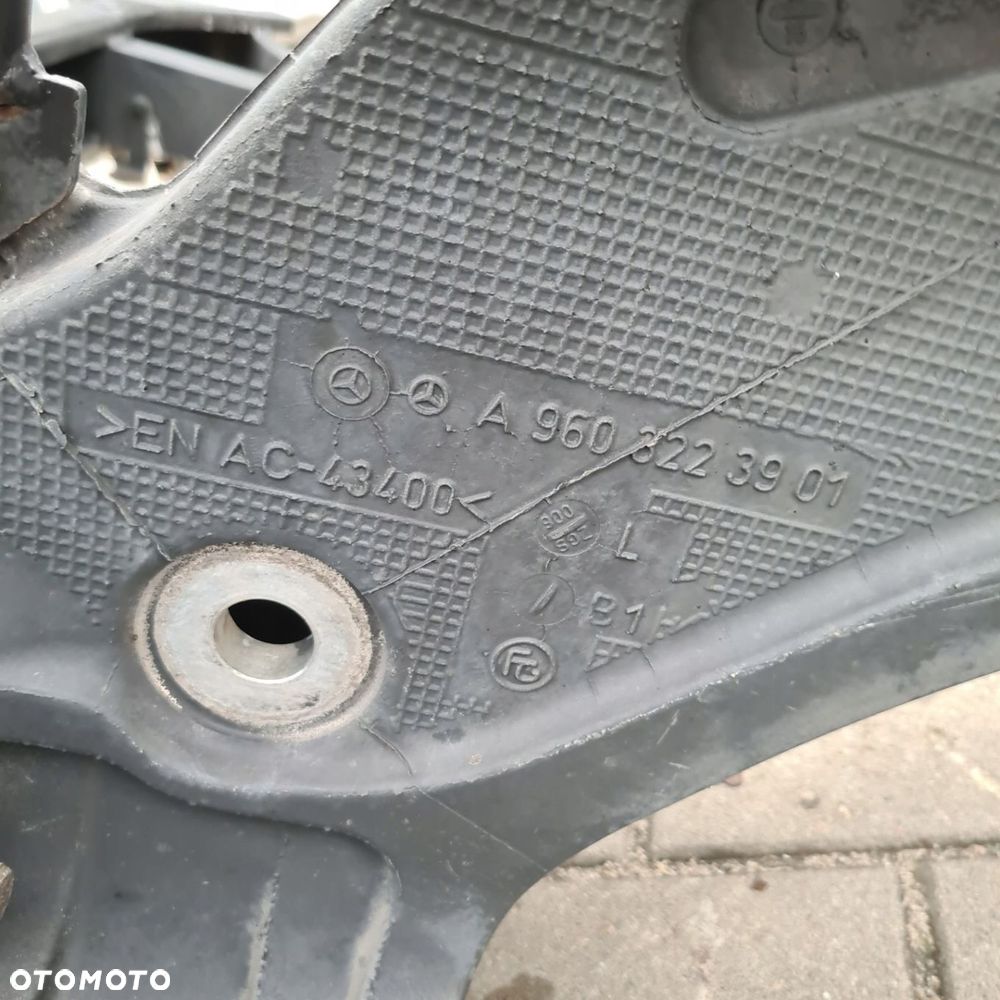 Wzmocnienie ramy kabina Strefa Zgniotu Actros MP 4 - 11