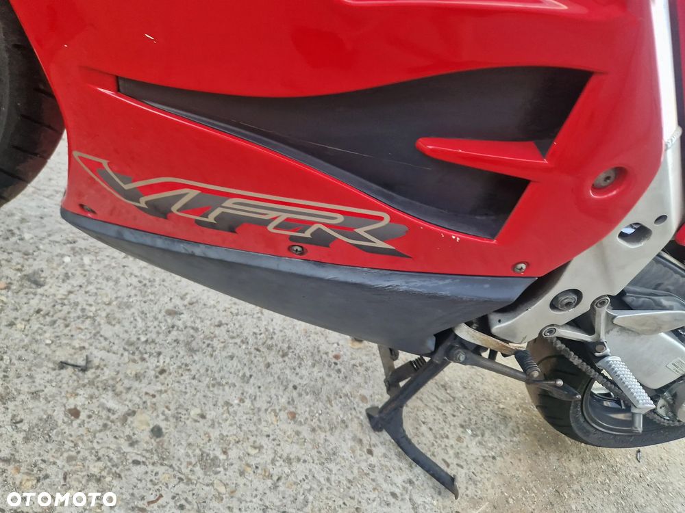 Honda VFR - 31