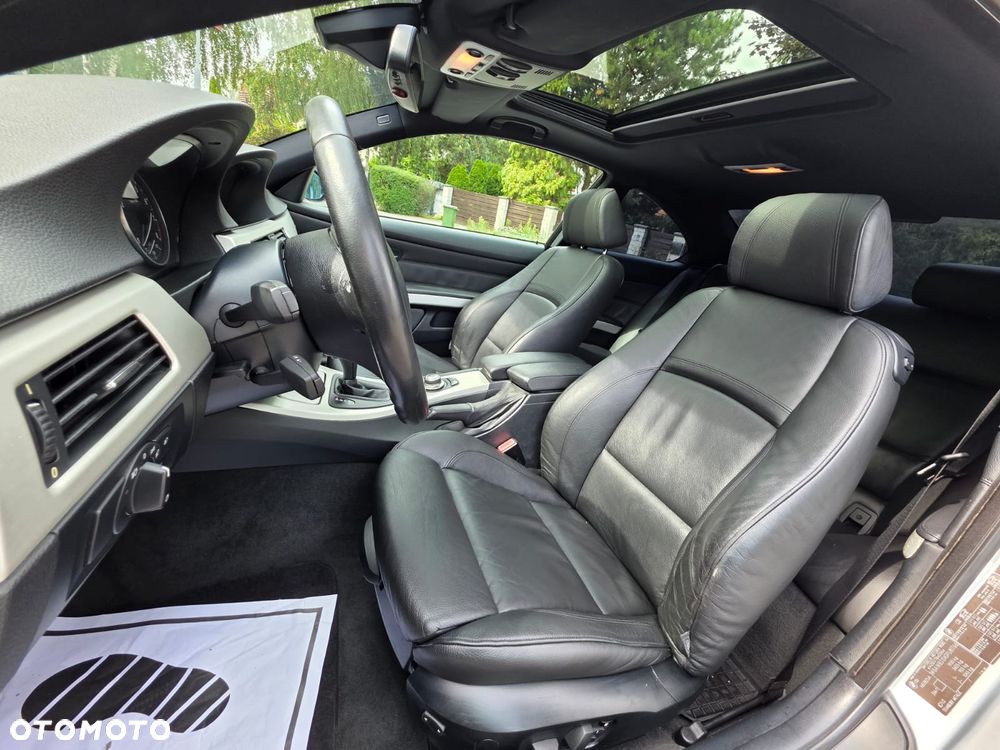 BMW Seria 3 325i - 16