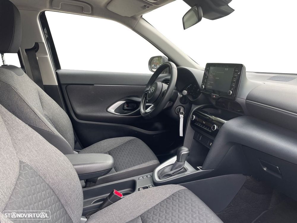 Toyota Yaris Cross 1.5 HDF Comfort Plus - 6