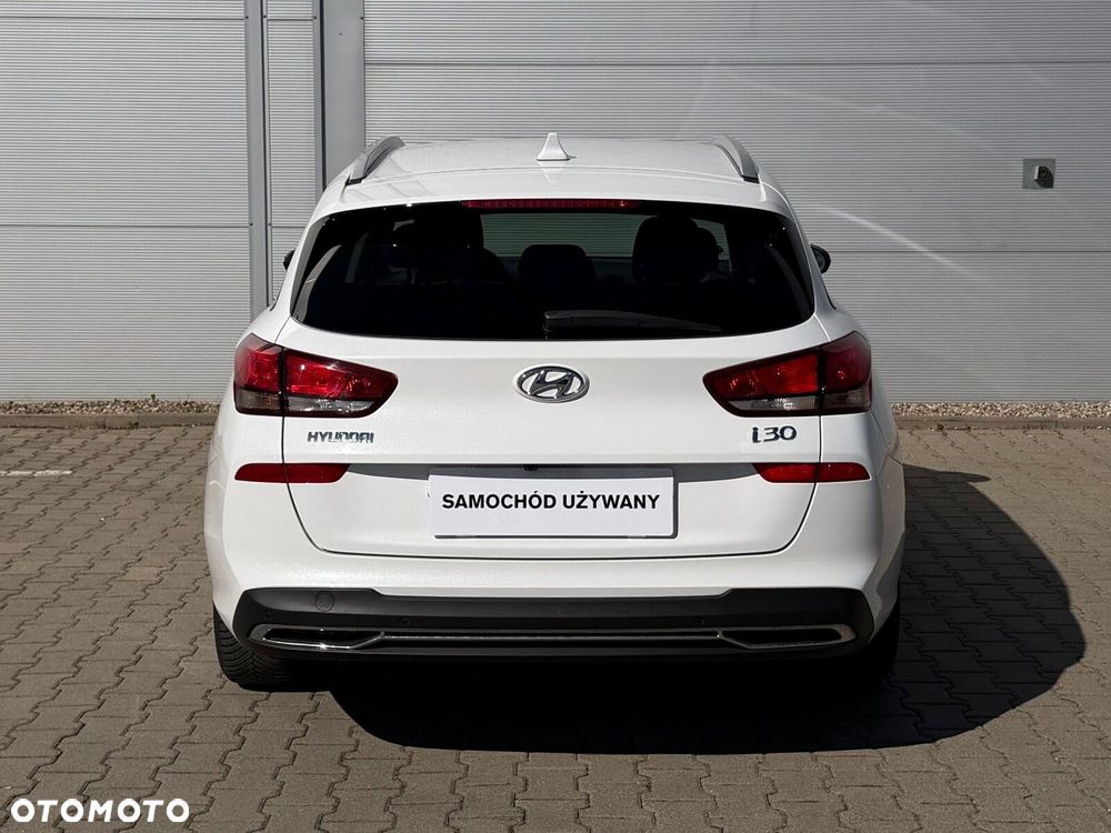 Hyundai i30 1.5 T-GDI 48V Smart - 8