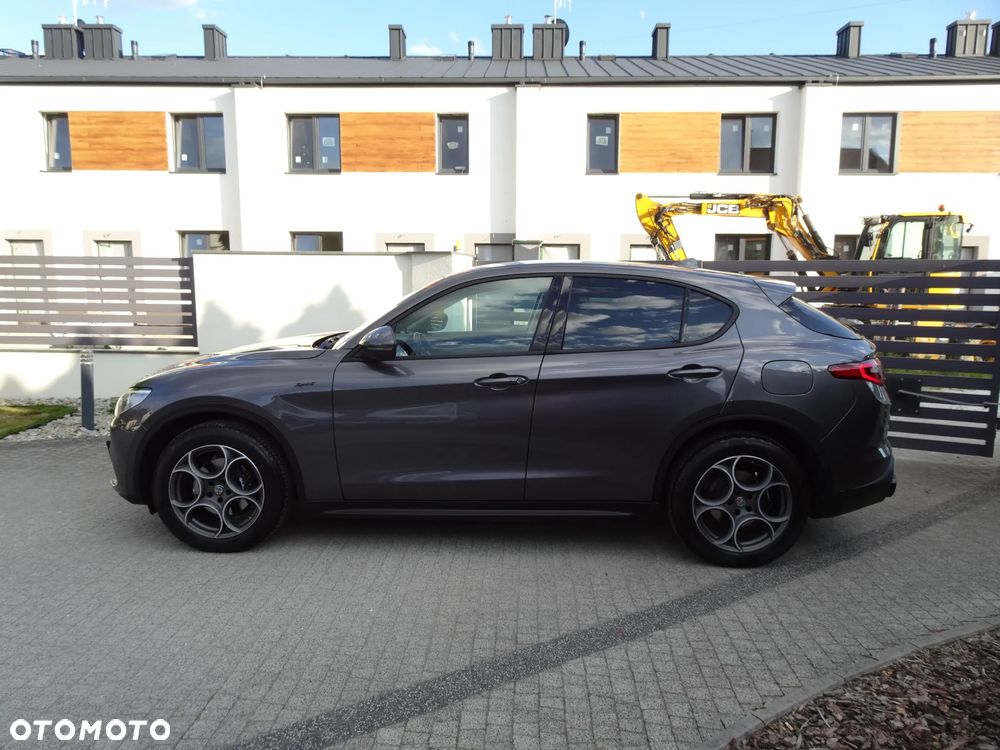 Alfa Romeo Stelvio 2.0 Turbo Sprint Q4 - 5
