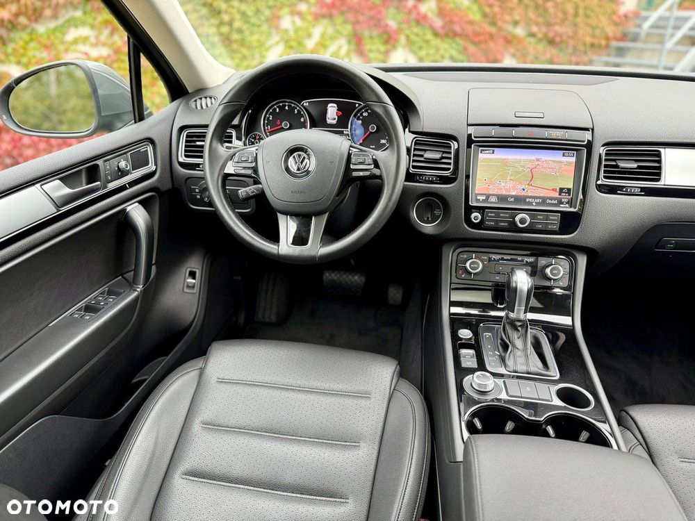 Volkswagen Touareg - 19
