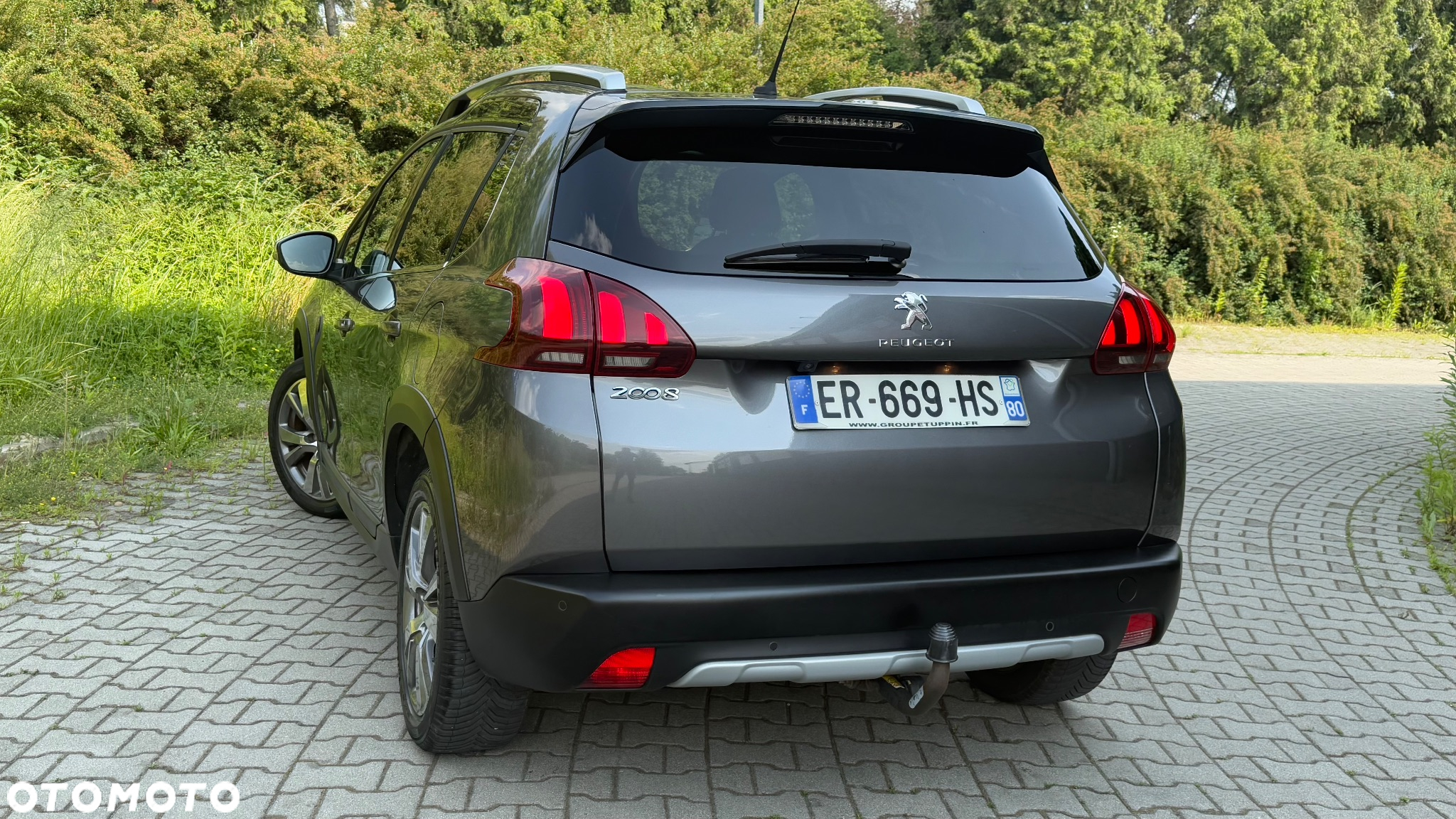 Peugeot 2008 1.6 BlueHDi Allure S&S - 36