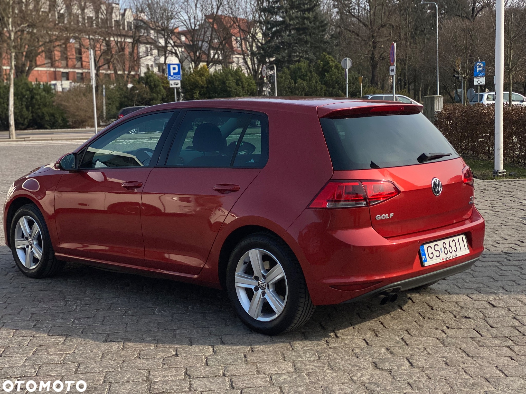 Volkswagen Golf VII 1.4 TSI BMT Highline - 12