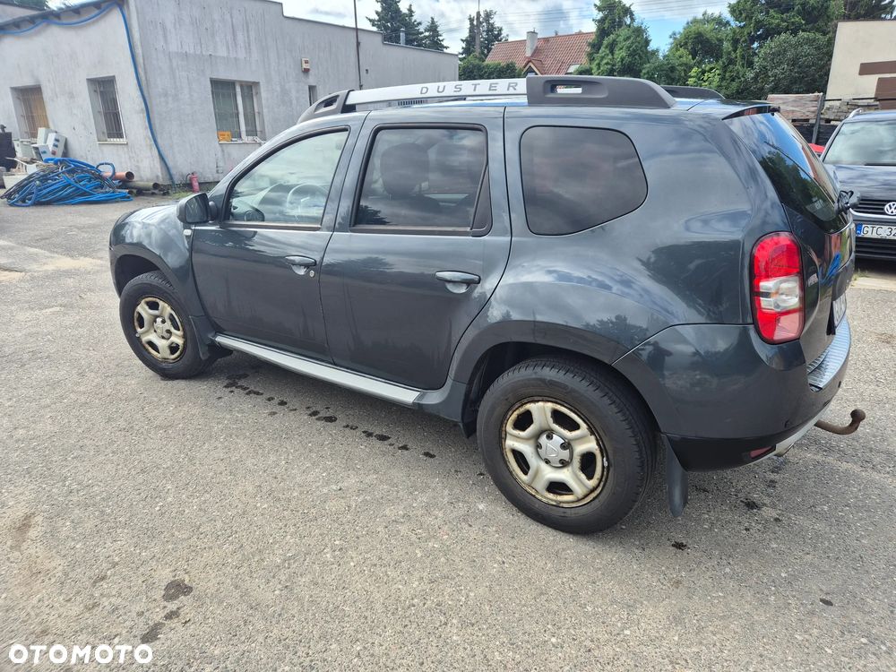 Dacia Duster 1.6 SCe Laureate S&S - 3