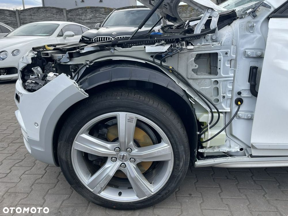 Volvo V90 Cross Country D5 AWD Ocean Race - 8