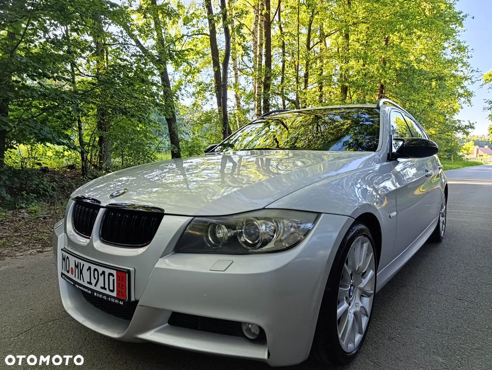 BMW Seria 3 330i - 5