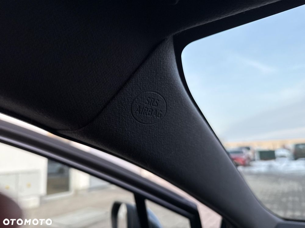 Toyota Corolla 2.0 Hybrid Comfort - 22