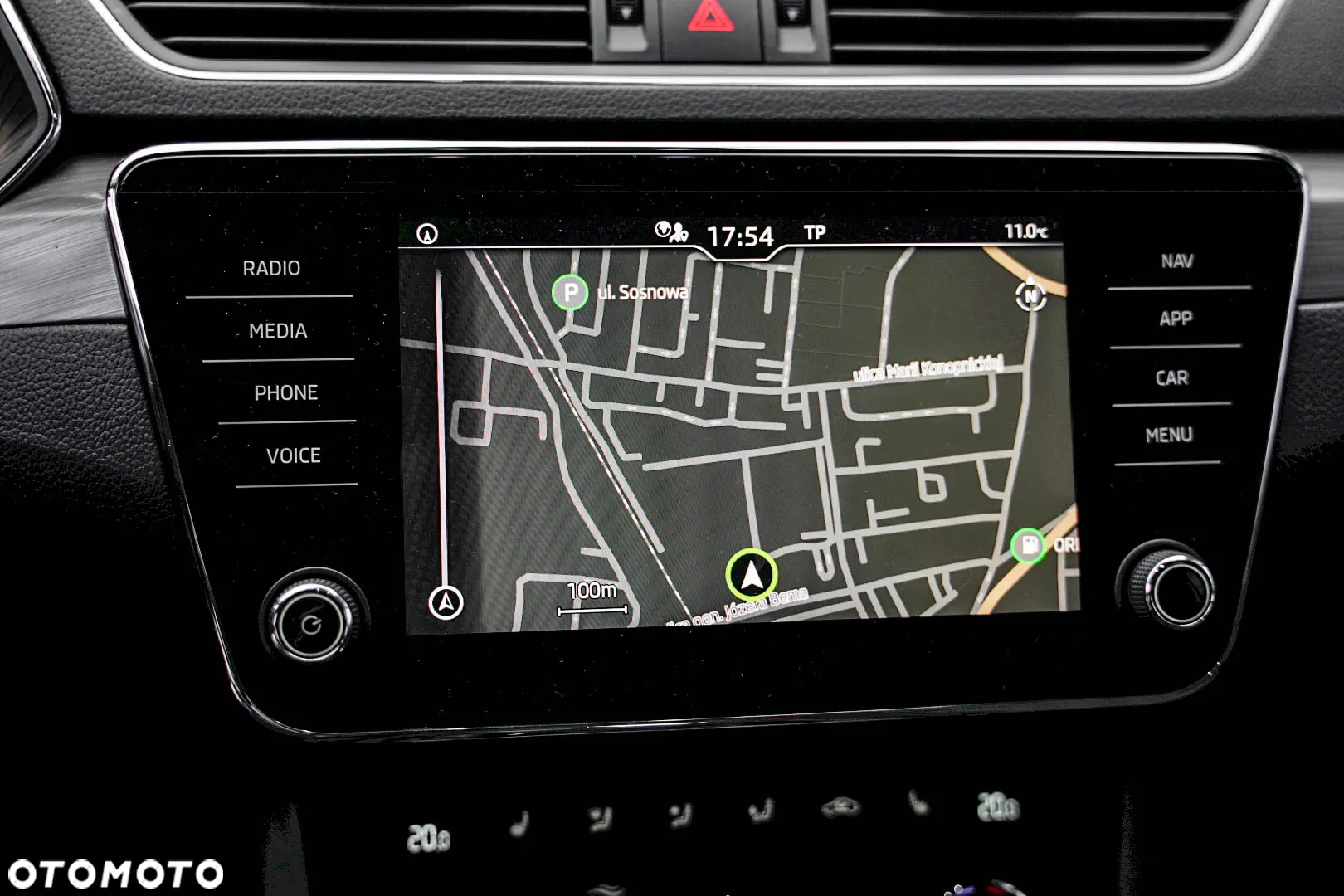 Skoda Superb 2.0 TSI Style DSG - 34