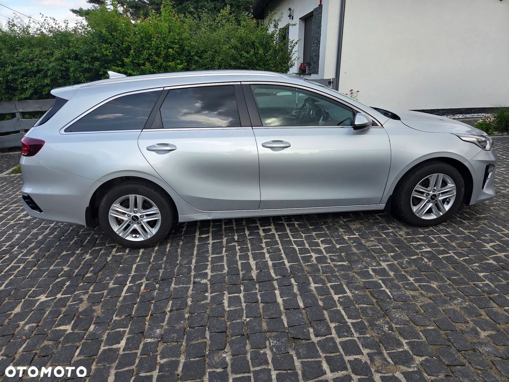 Kia Ceed 1.6 CRDi Eco-Dynamics+ (48V Mild-Hybrid) Platinum Edition - 18