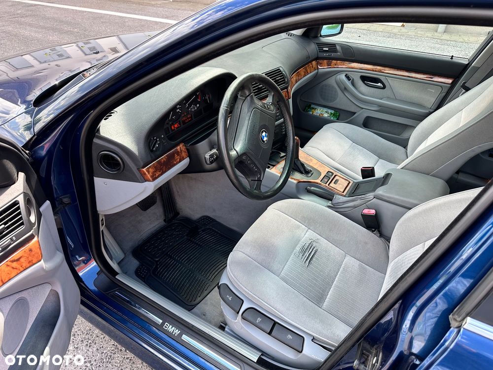 BMW Seria 5 - 19