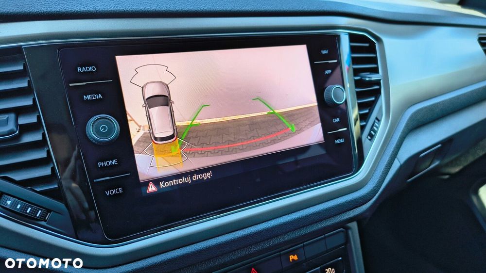 Volkswagen T-Roc - 18