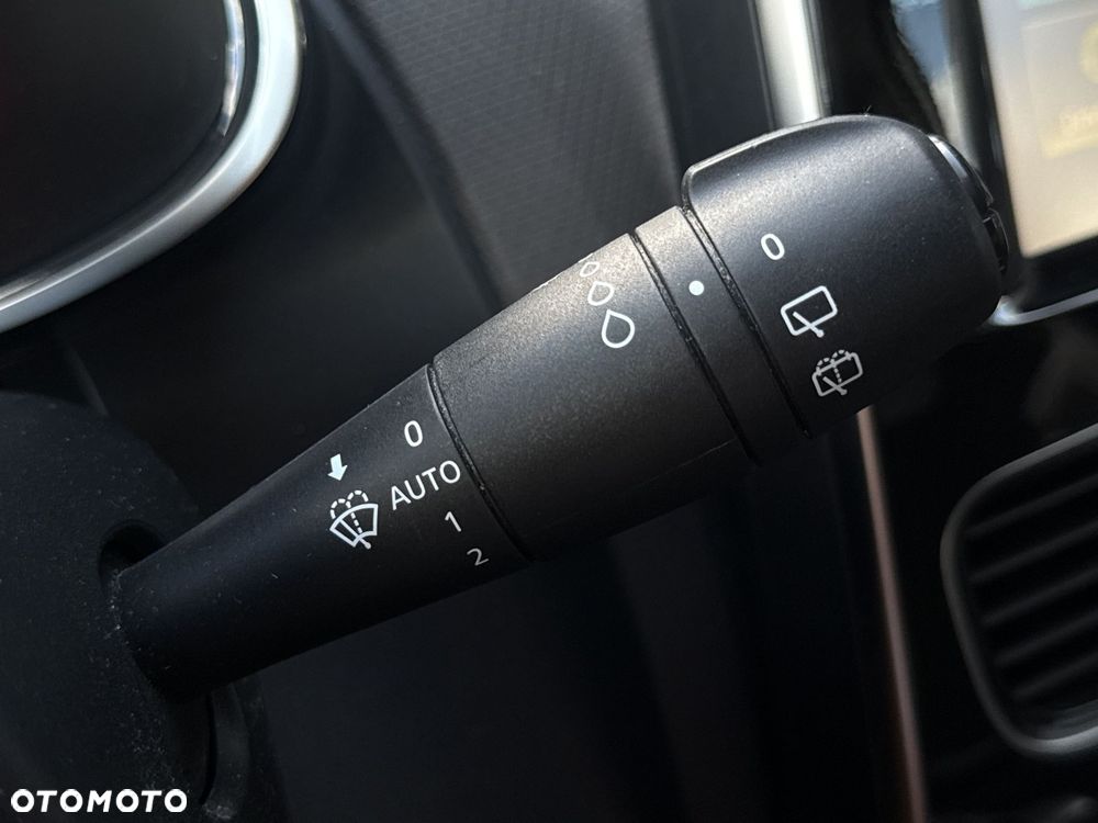 Renault Clio - 28