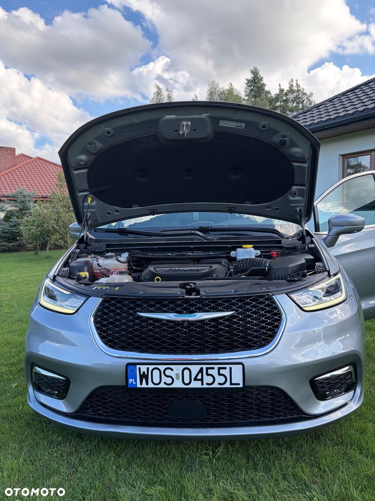 Chrysler Pacifica - 17