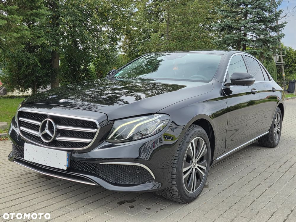 Mercedes-Benz Klasa E 220 d 4Matic T 9G-TRONIC - 1