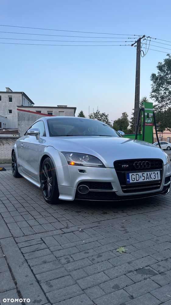 Audi TT S Coupé - 1