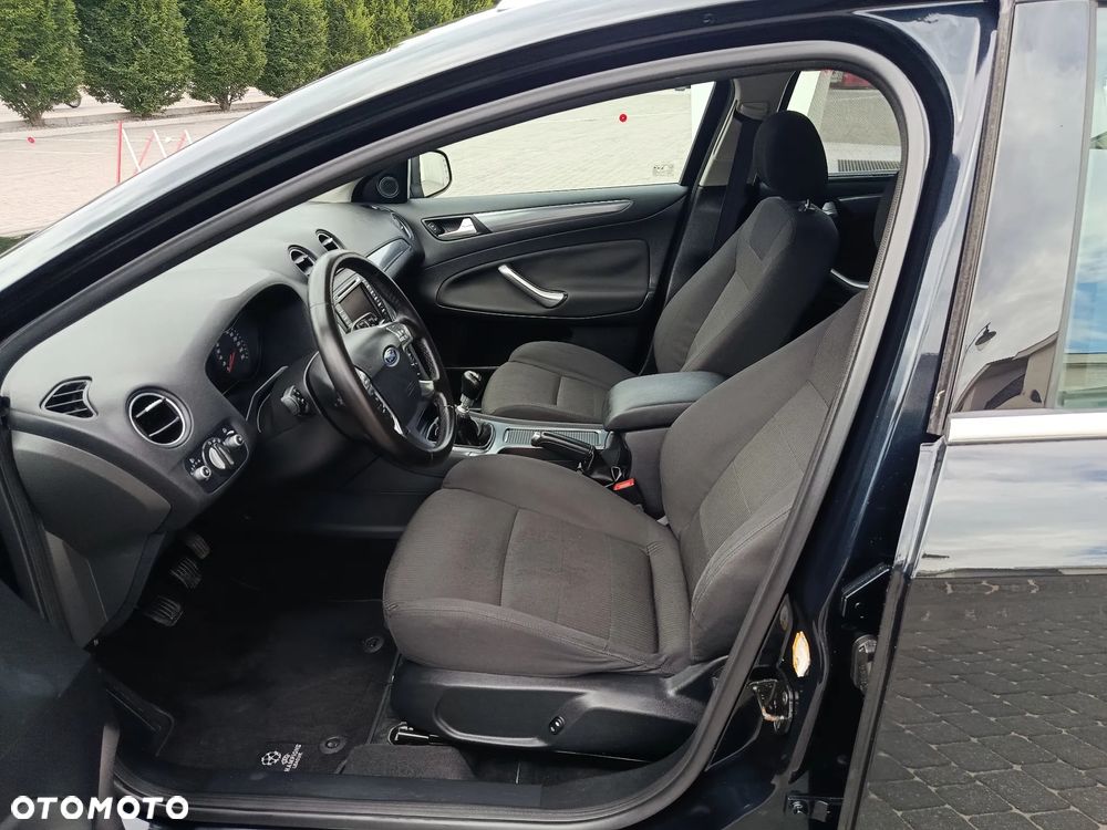 Ford Mondeo Turnier 2.2 TDCi Trend - 17