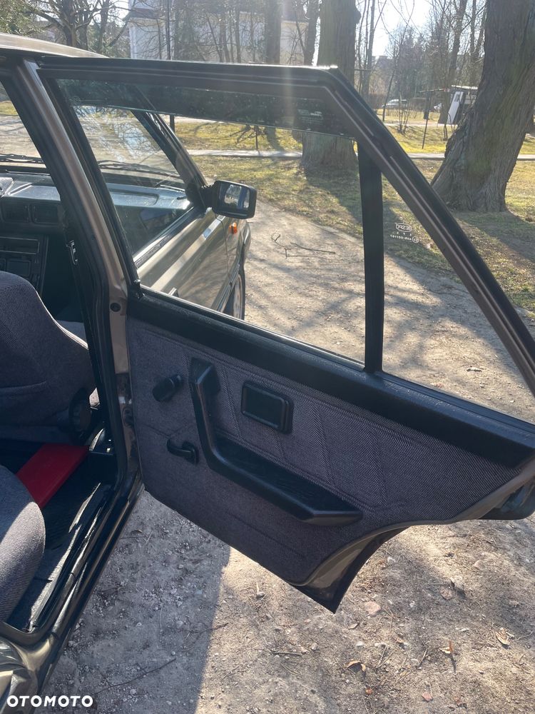 Polonez 1.6 - 16