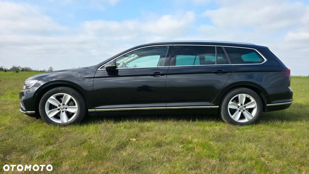 Volkswagen Passat 2.0 TDI SCR DSG Elegance - 5