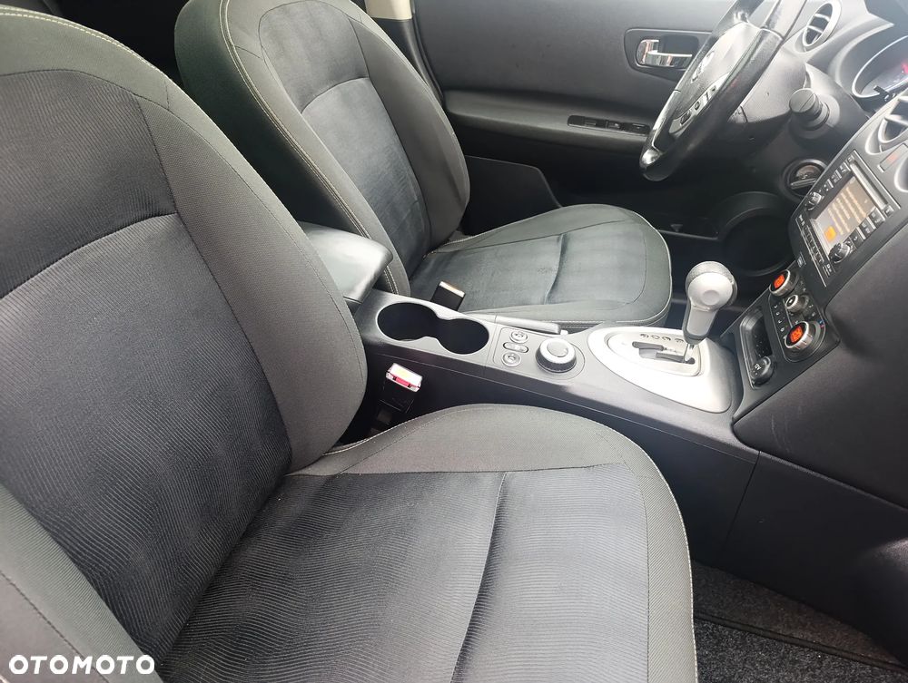 Nissan Qashqai 2.0 dCi 4 x 4 DPF tekna - 13